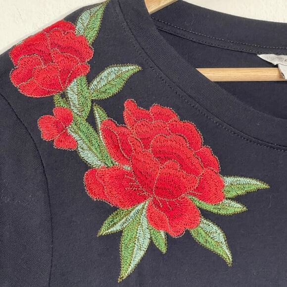 ARIAT WOMEN'S EMBROIDERED CACTUS TIE BLACK SHIRT SIZE M - Picture 3 of 8